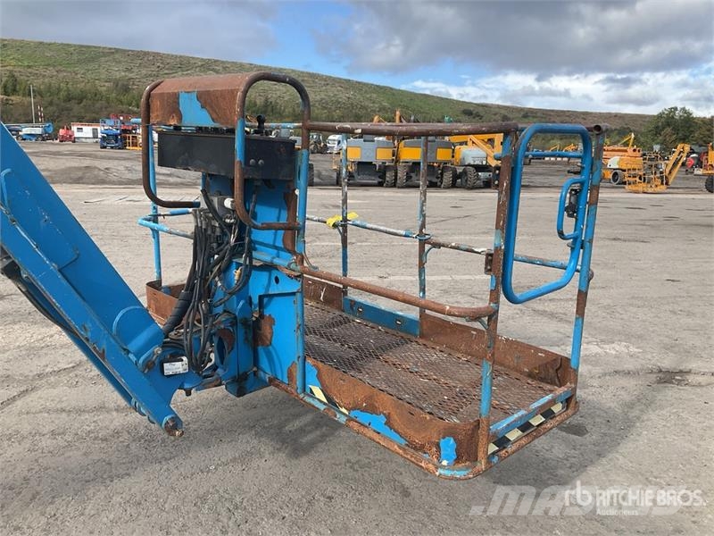 Genie Z-80/60 4WD Diesel Articulating Boom Lift Iseliikuvad poomtõstukid