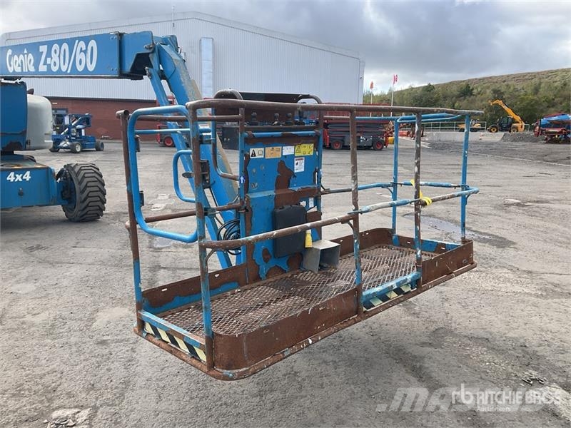 Genie Z-80/60 4WD Diesel Articulating Boom Lift Iseliikuvad poomtõstukid