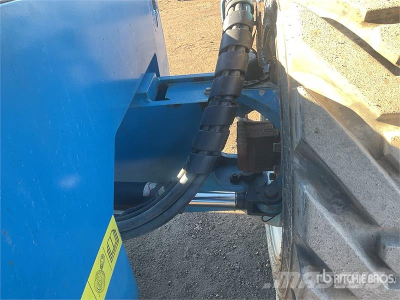 Genie Z-80/60 4WD Diesel Articulating Boom Lift Articulated boom lifts