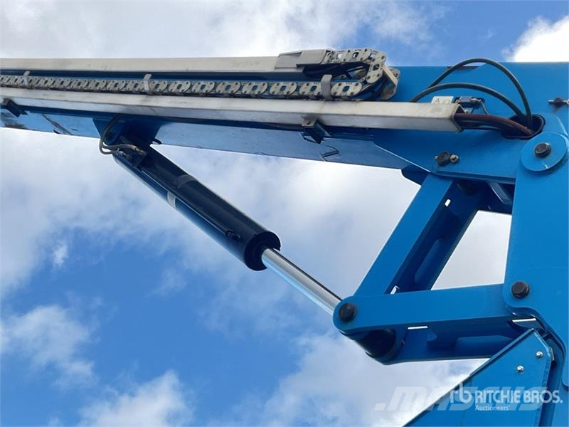 Genie Z-80/60 4WD Diesel Articulating Boom Lift Iseliikuvad poomtõstukid