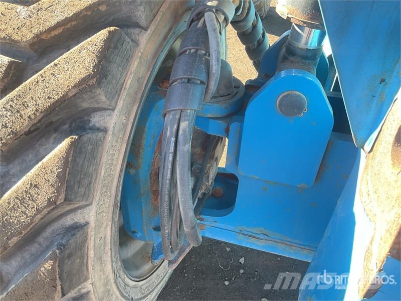 Genie Z-80/60 4WD Diesel Articulating Boom Lift Articulated boom lifts