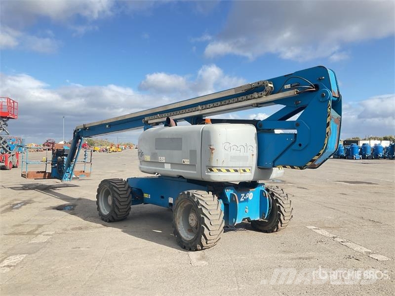 Genie Z-80/60 4WD Diesel Articulating Boom Lift Iseliikuvad poomtõstukid