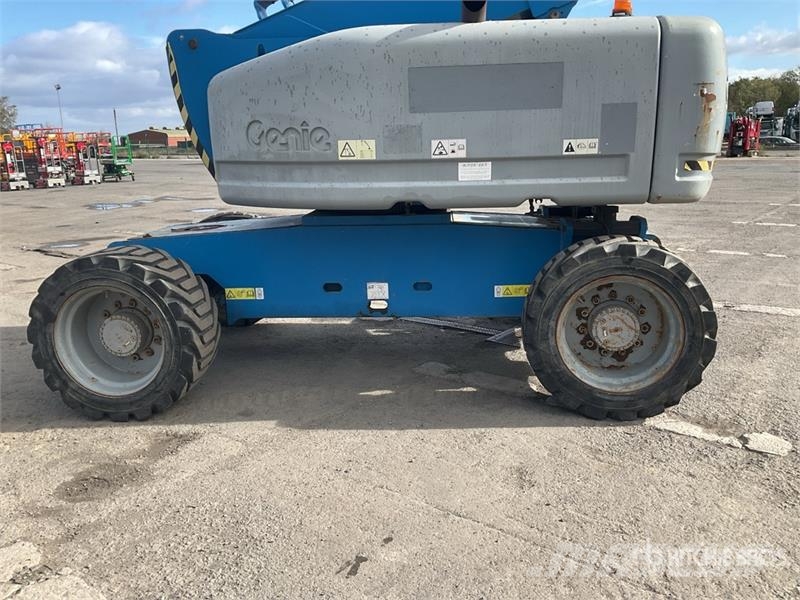 Genie Z-80/60 4WD Diesel Articulating Boom Lift Iseliikuvad poomtõstukid
