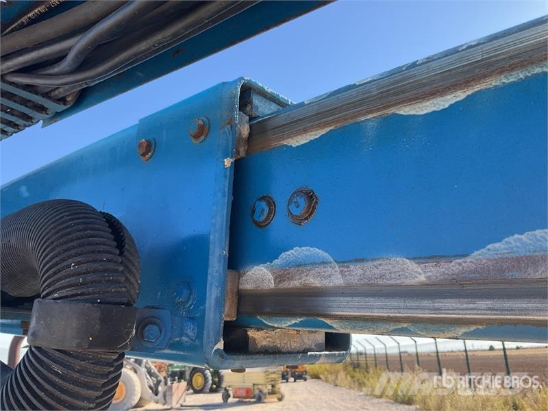 Genie Z34/22 4WD Diesel Articulating Boom Lift Articulated boom lifts