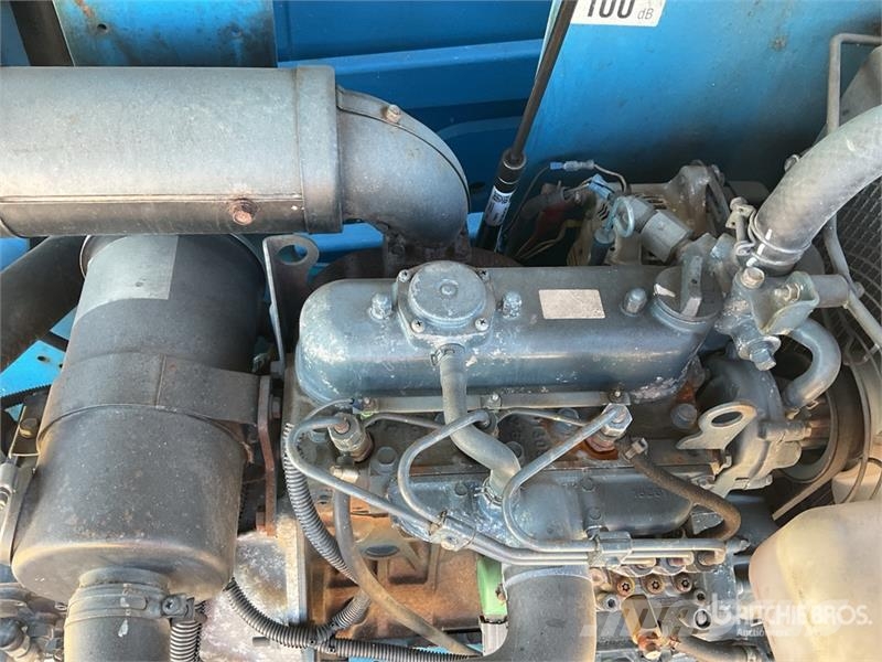 Genie Z34/22 4WD Diesel Articulating Boom Lift Articulated boom lifts