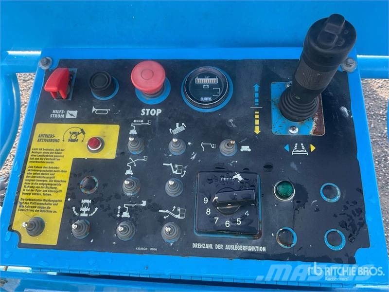 Genie Z34/22E 2WD Electric Articulating Boom Lift Nacelles articulées