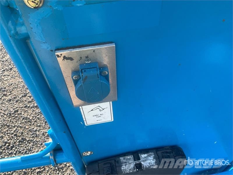 Genie Z34/22E 2WD Electric Articulating Boom Lift Nacelles articulées