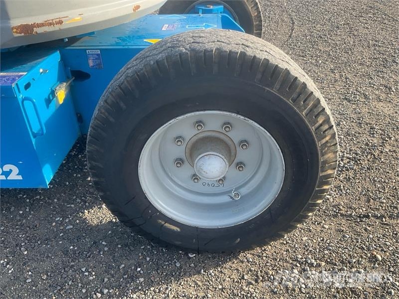 Genie Z34/22E 2WD Electric Articulating Boom Lift Nacelles articulées