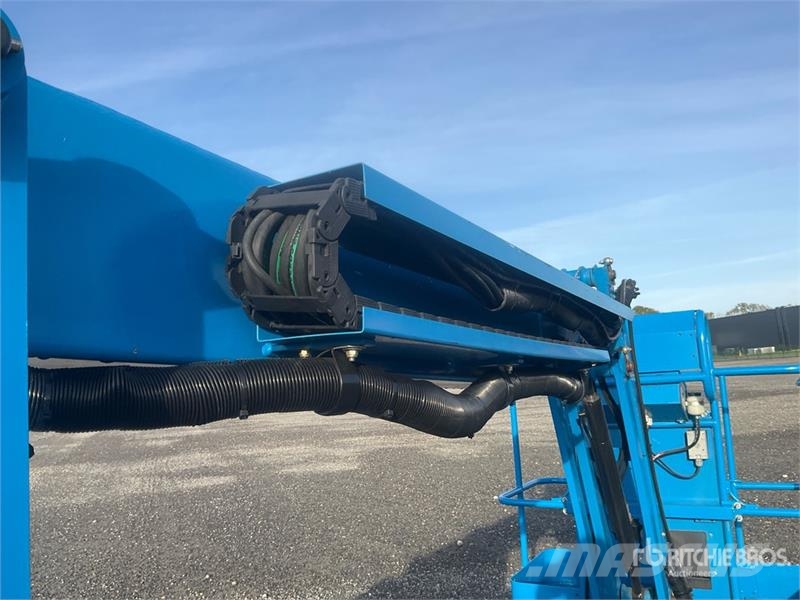 Genie Z34/22E 2WD Electric Articulating Boom Lift Nacelles articulées