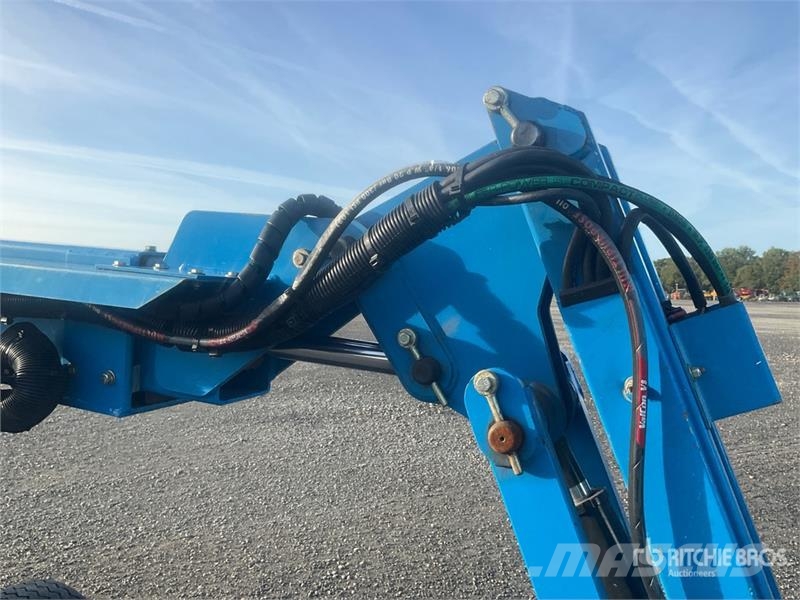 Genie Z34/22E 2WD Electric Articulating Boom Lift Nacelles articulées