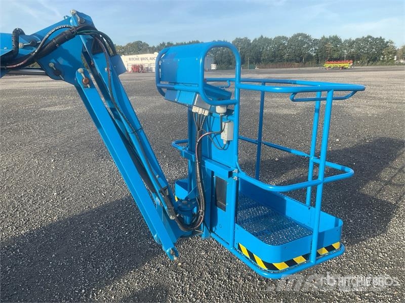 Genie Z34/22E 2WD Electric Articulating Boom Lift Nacelles articulées