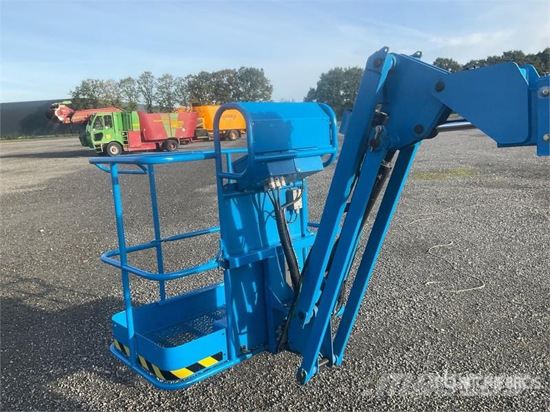 Genie Z34/22E 2WD Electric Articulating Boom Lift Nacelles articulées