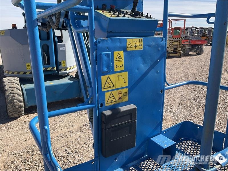 Genie Z34-22IC Diesel Articulating Boom Lift Articulated boom lifts
