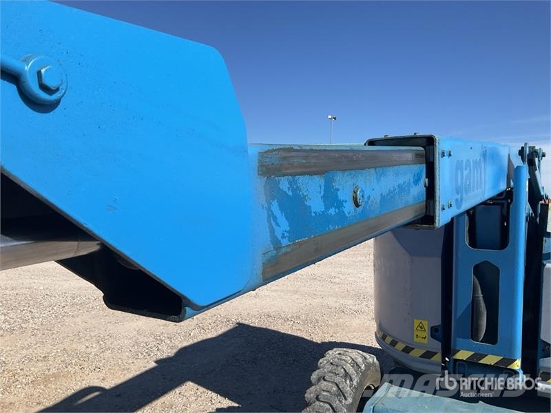 Genie Z34-22IC Diesel Articulating Boom Lift Articulated boom lifts