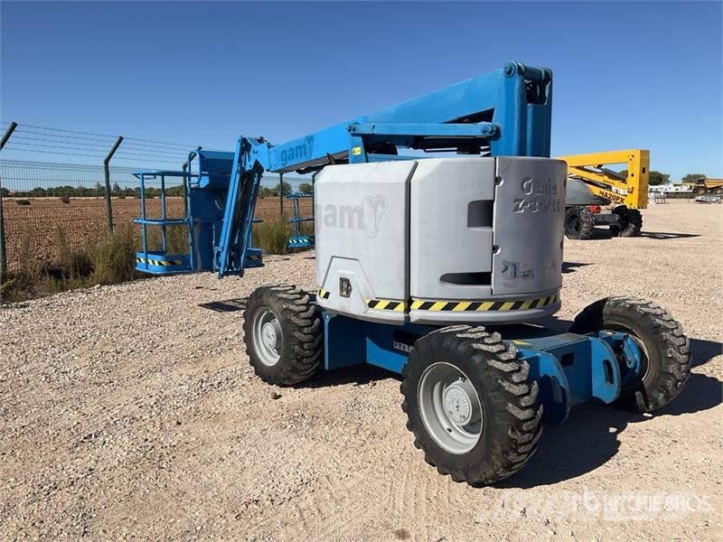 Genie Z34-22IC Diesel Articulating Boom Lift Articulated boom lifts