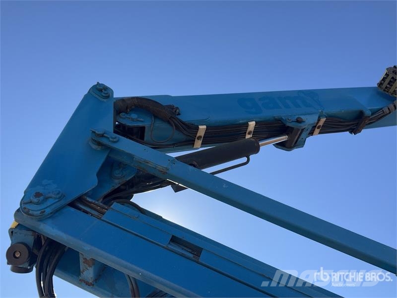 Genie Z34-22IC Diesel Articulating Boom Lift Articulated boom lifts