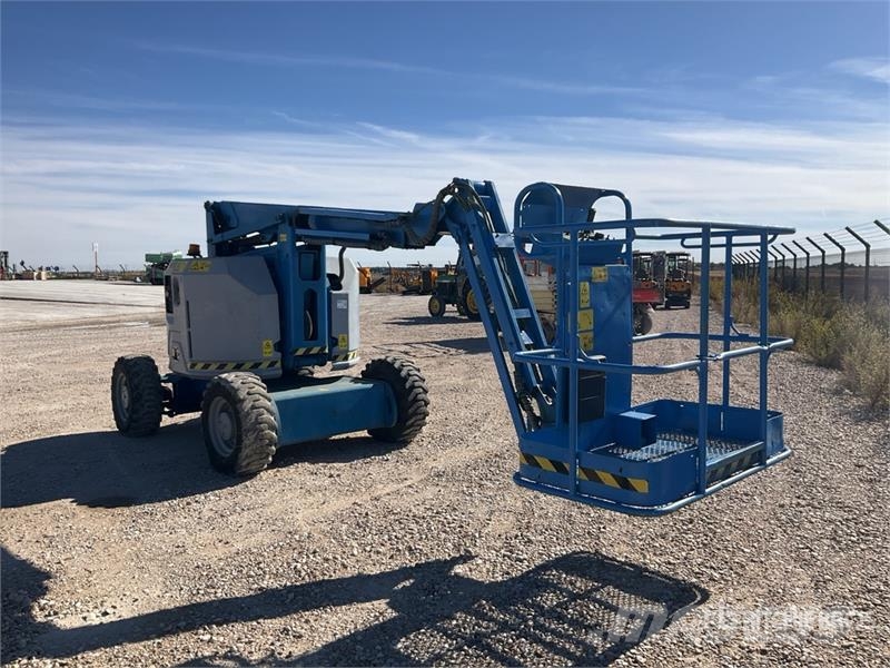Genie Z34-22IC Diesel Articulating Boom Lift Articulated boom lifts