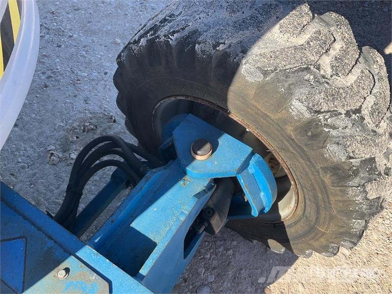 Genie Z34-22IC Diesel Articulating Boom Lift Articulated boom lifts