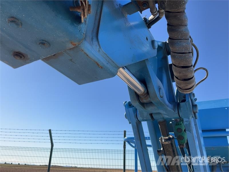 Genie Z34-22IC Diesel Articulating Boom Lift Articulated boom lifts