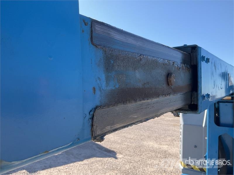 Genie Z34/22N 2WD Electric 12 mts Electric Articulating Articulated boom lifts