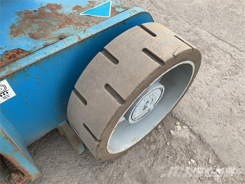 Genie Z34/22N 2WD Electric Articulating Boom Lift رافعات سلة مفصلية