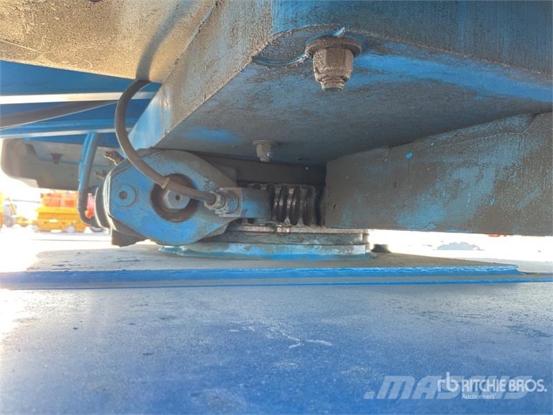Genie Z34/22N 2WD Electric 12 mts Electric Articulating Articulated boom lifts