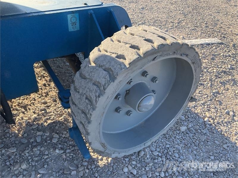 Genie Z34/22N 2WD Electric 12 mts Electric Articulating Articulated boom lifts