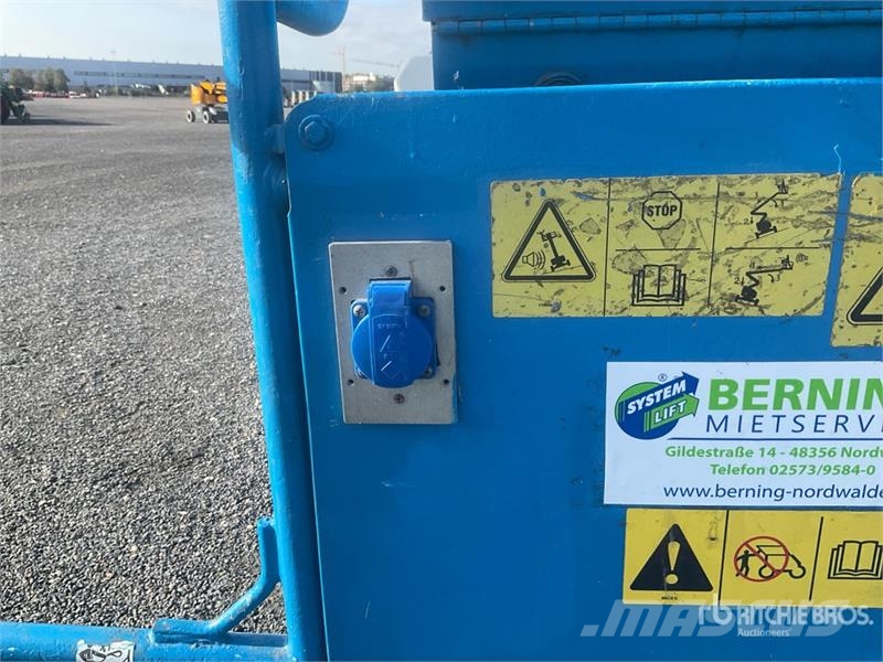 Genie Z34/22N 2WD Electric Articulating Boom Lift Nacelles articulées