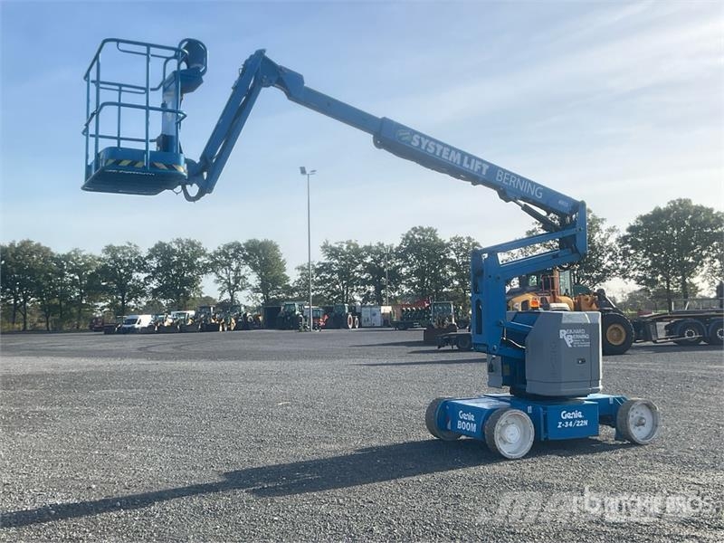 Genie Z34/22N 2WD Electric Articulating Boom Lift Nacelles articulées