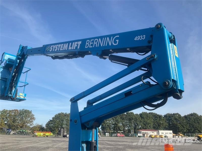 Genie Z34/22N 2WD Electric Articulating Boom Lift Nacelles articulées