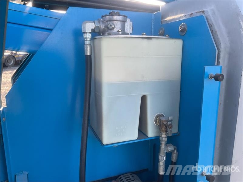 Genie Z34/22N 2WD Electric Articulating Boom Lift Nacelles articulées
