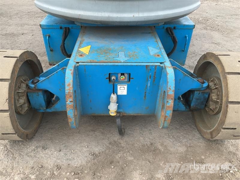Genie Z34/22N 2WD Electric Articulating Boom Lift رافعات سلة مفصلية