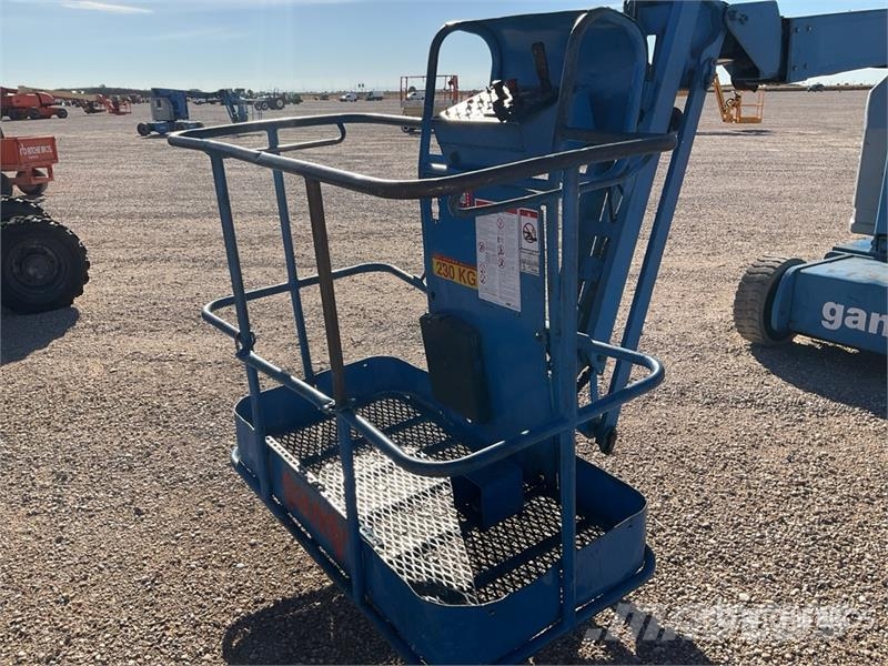 Genie Z34/22N 2WD Electric Articulating Boom Lift Articulated boom lifts