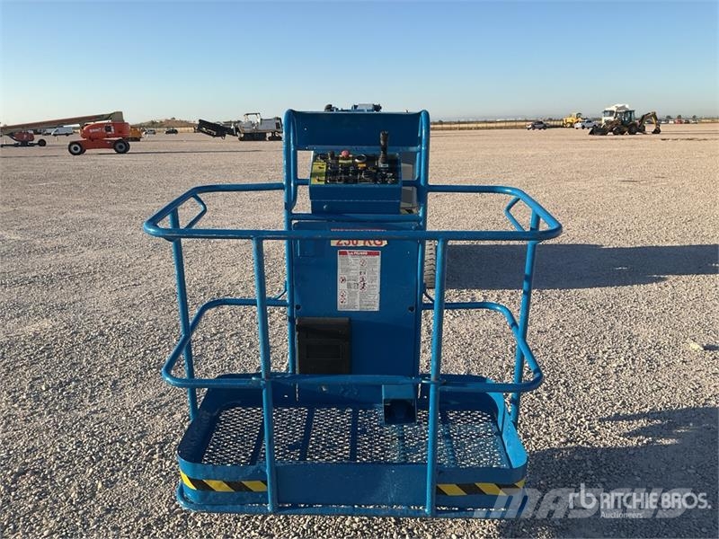 Genie Z34/22N 2WD Electric 12 mts Electric Articulating Articulated boom lifts