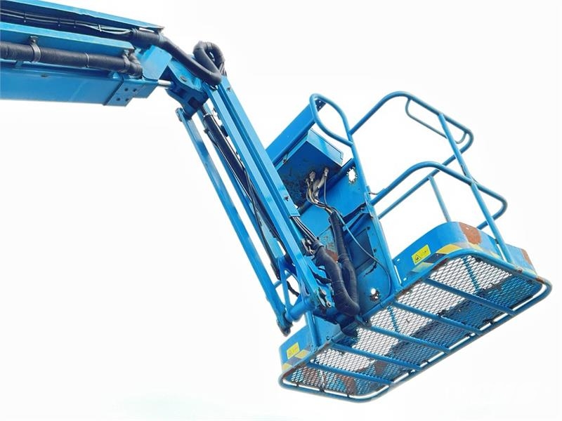 Genie Z34/22N 2WD Electric Articulating Boom Lift رافعات سلة مفصلية