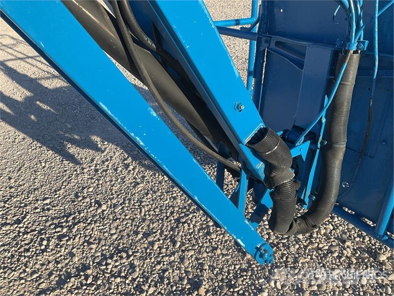 Genie Z34/22N 2WD Electric 12 mts Electric Articulating Articulated boom lifts