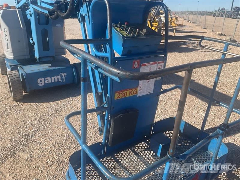 Genie Z34/22N 2WD Electric Articulating Boom Lift Articulated boom lifts