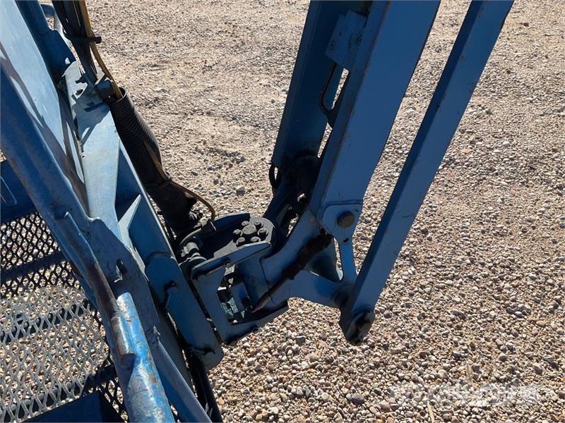 Genie Z34/22N 2WD Electric Articulating Boom Lift Articulated boom lifts