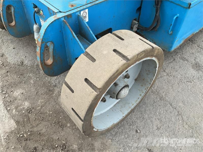 Genie Z34/22N 2WD Electric Articulating Boom Lift رافعات سلة مفصلية