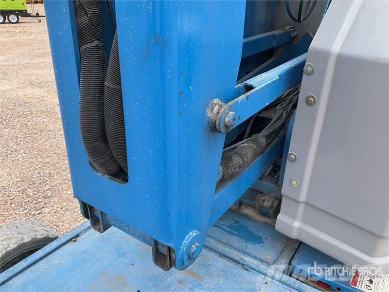 Genie Z34/22N 2WD Electric Articulating Boom Lift Articulated boom lifts