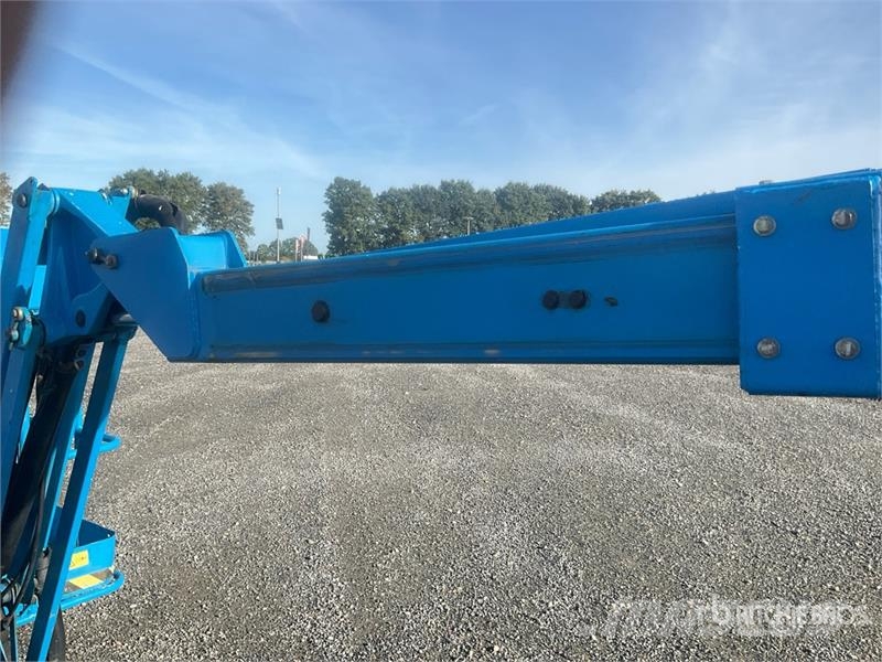 Genie Z34/22N 2WD Electric Articulating Boom Lift Nacelles articulées