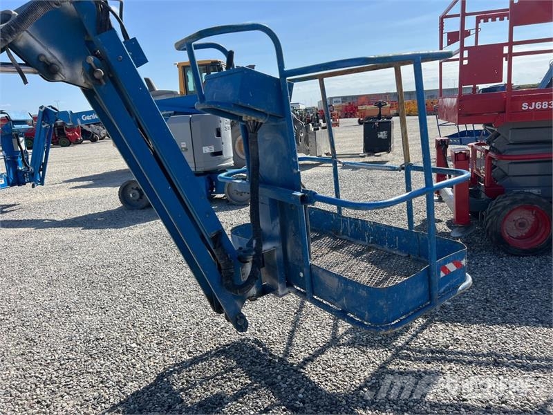 Genie Z34/22N Electric Articulating Boom Lift ブームリフト　屈伸型