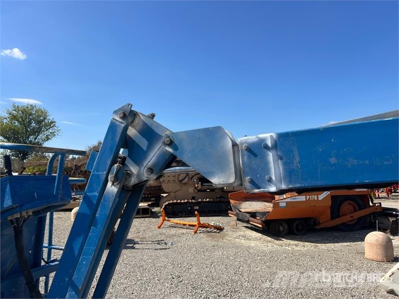 Genie Z34/22N Electric Articulating Boom Lift ブームリフト　屈伸型