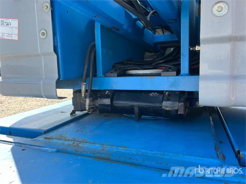 Genie Z34/22N Electric Articulating Boom Lift ブームリフト　屈伸型