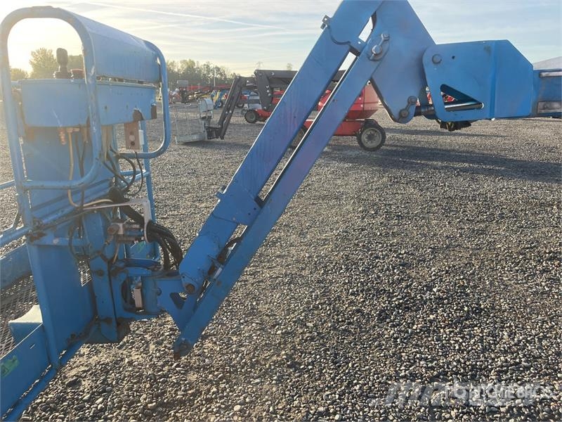 Genie Z45-25 4WD Diesel Articulating Boom Lift Zglobne dvižne ploščadi