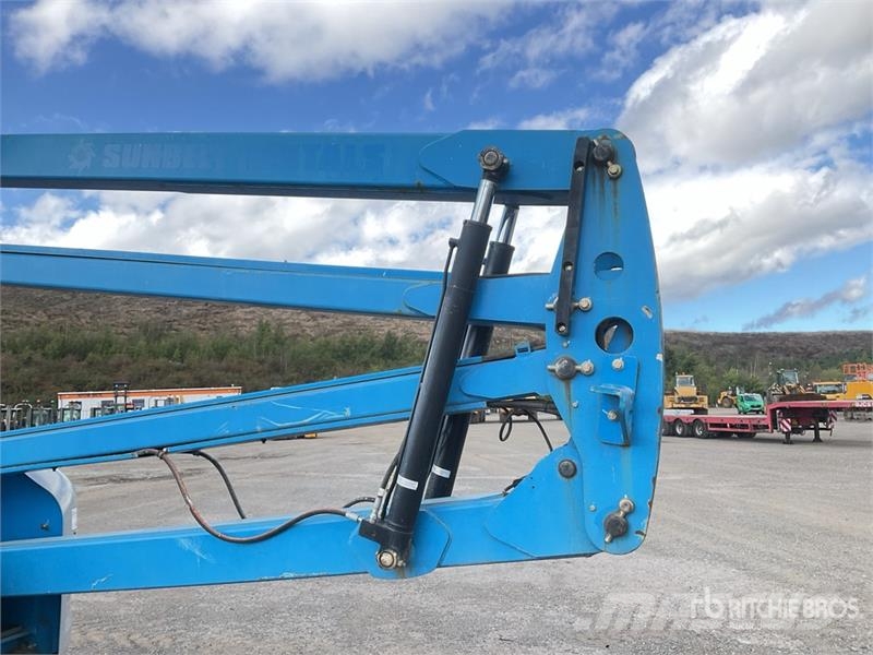 Genie Z45/25J 2WD Electric Articulating Boom Lift Articulated boom lifts
