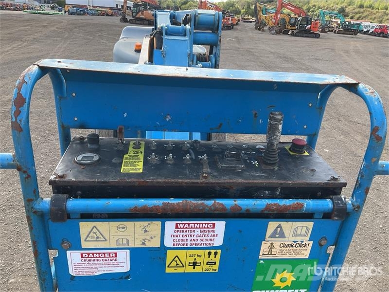 Genie Z45/25J 2WD Electric Articulating Boom Lift Articulated boom lifts