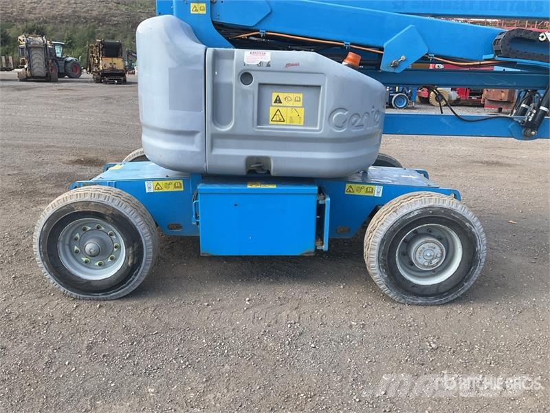 Genie Z45/25J 2WD Electric Articulating Boom Lift Articulated boom lifts