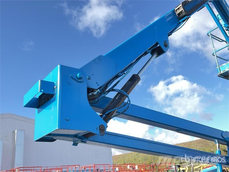 Genie Z45/25J 2WD Hybrid Articulating Boom Lift Bomlifte med knækarm