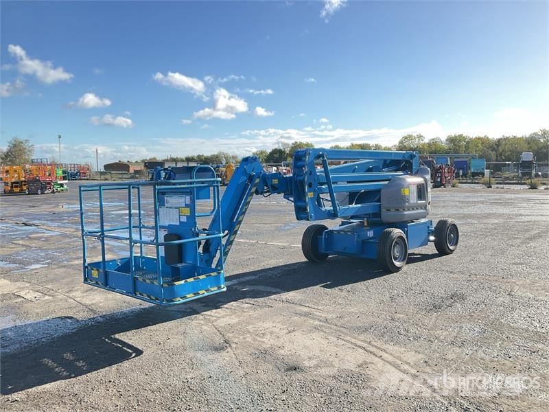Genie Z45/25J 2WD Hybrid Articulating Boom Lift Bomlifte med knækarm